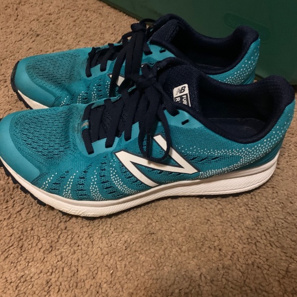 New Balance Rush Slip Resistant shoe - Picture 1 of 3